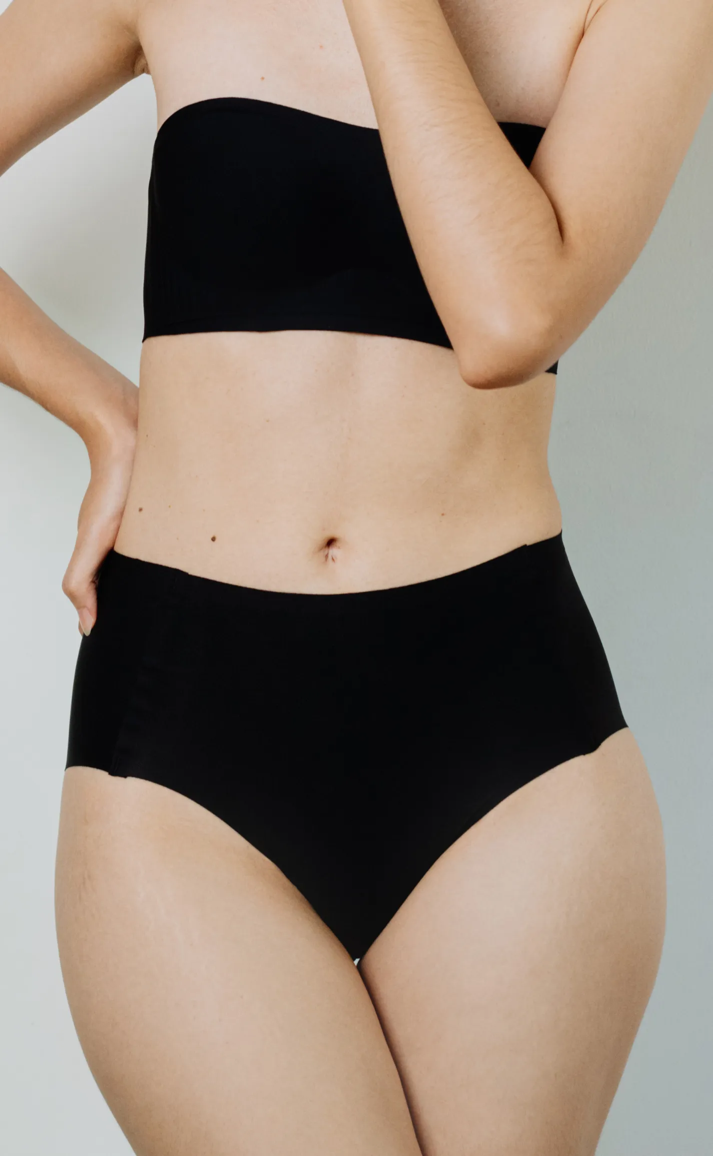 Tiny Pretty • Seamless Hygiene Panties