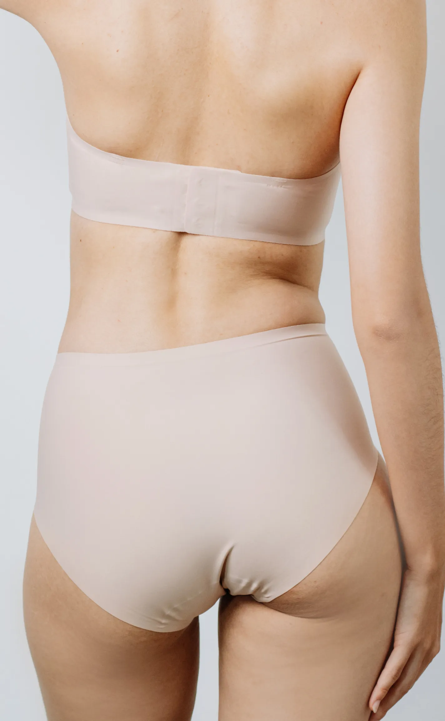 Tiny Pretty • Seamless Hygiene Panties