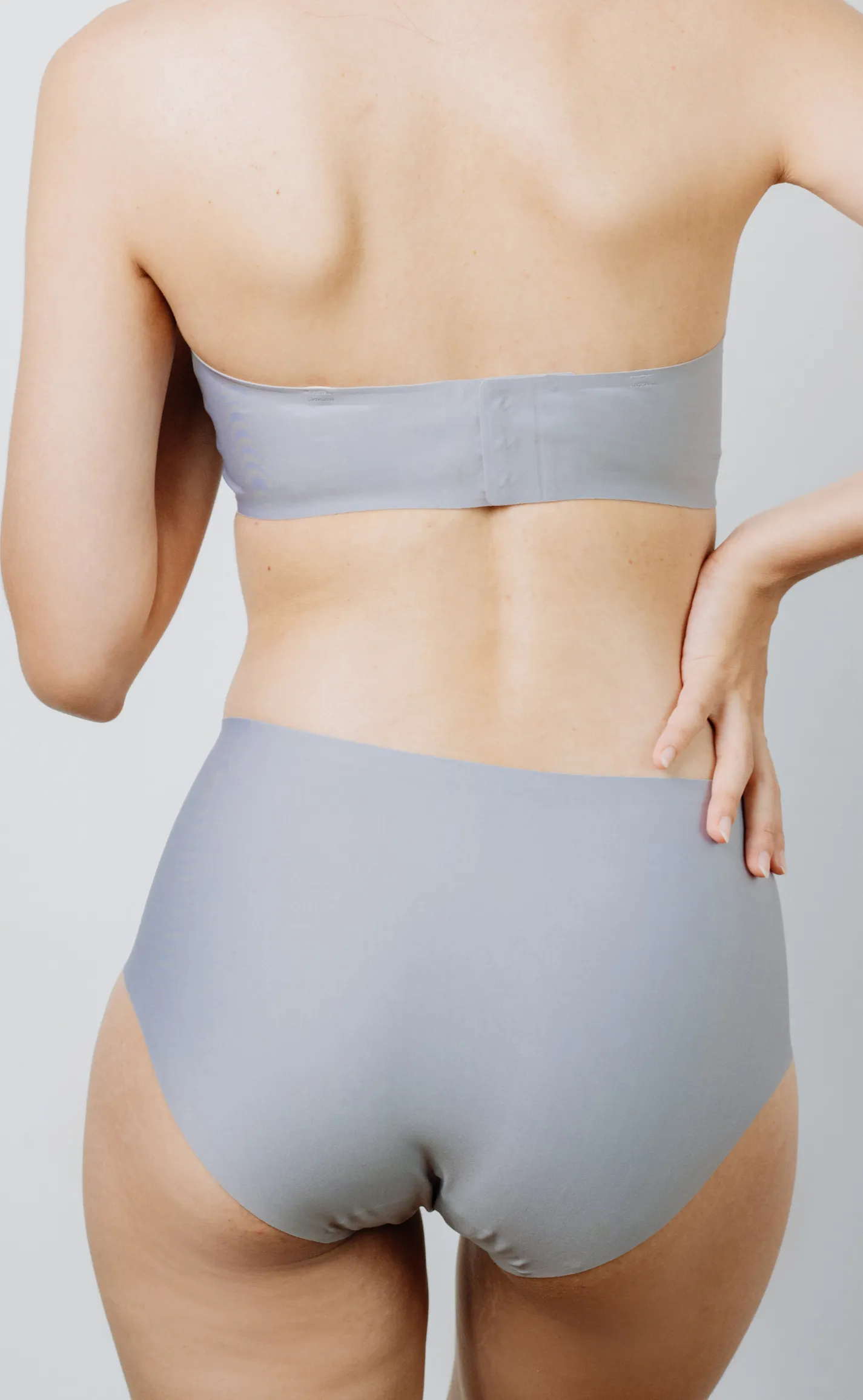 Tiny Pretty • Seamless Hygiene Panties