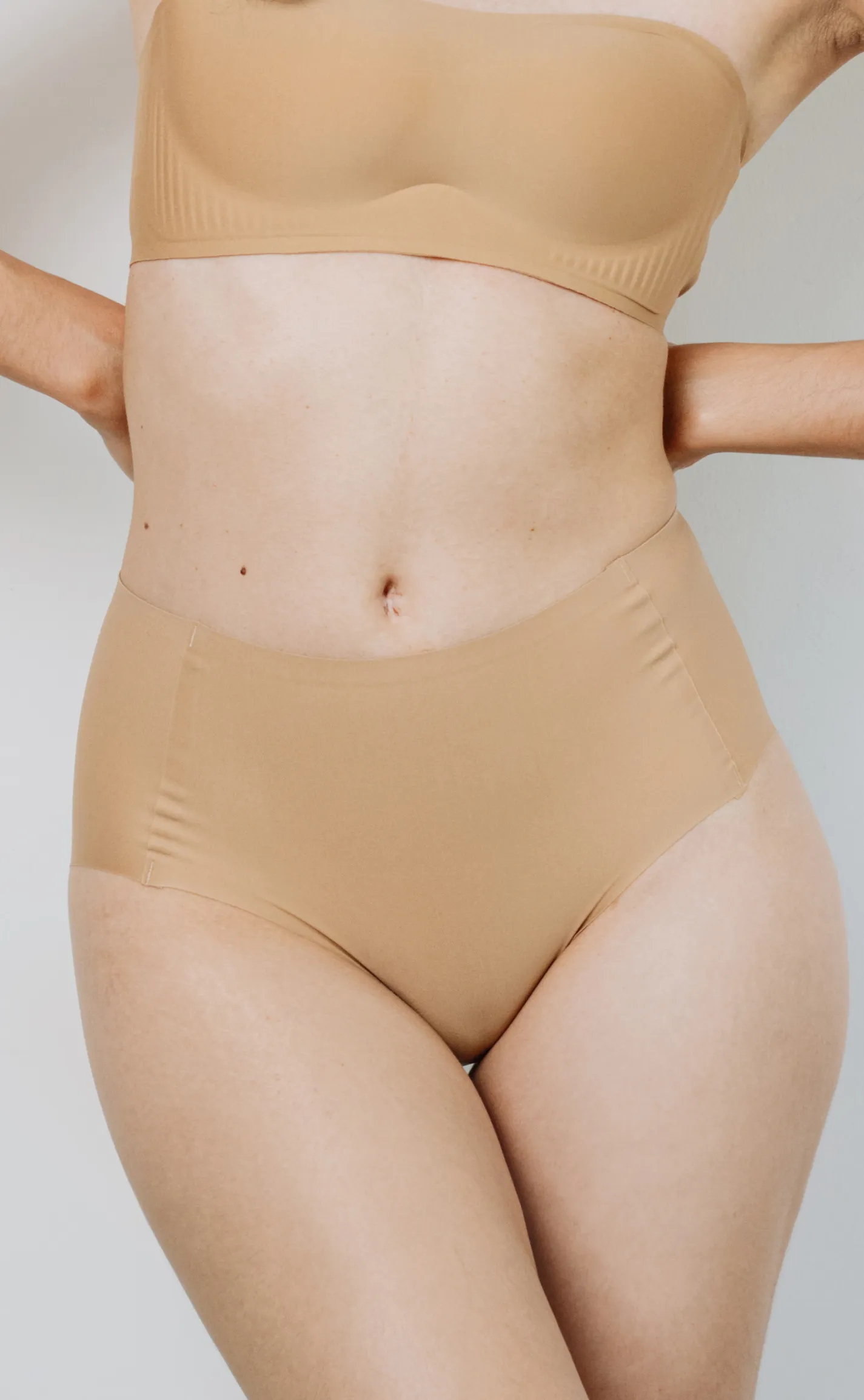 Tiny Pretty • Seamless Hygiene Panties